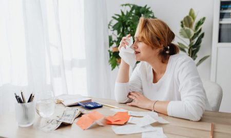 How to tell your kids about family money problems.